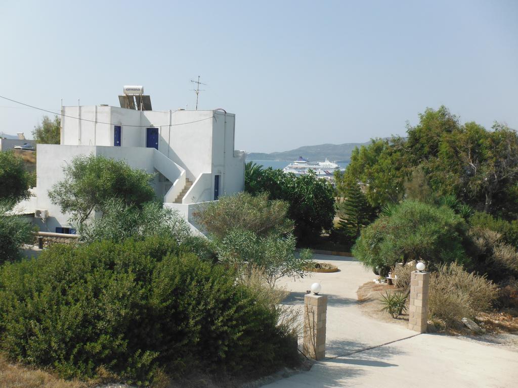 Kapetan Giannis Hotel Adamantas  Exterior photo